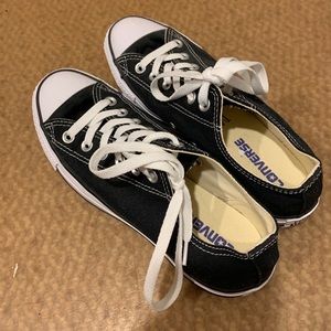 Converse Low Black NWOT